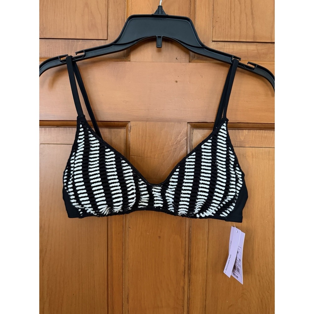 Woman Wild Fable Black & White Striped Crochet Bralet Bikini Top Medium NWT